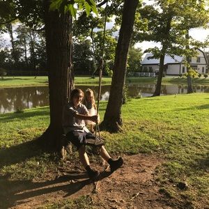 Meet your Posher, Matteson